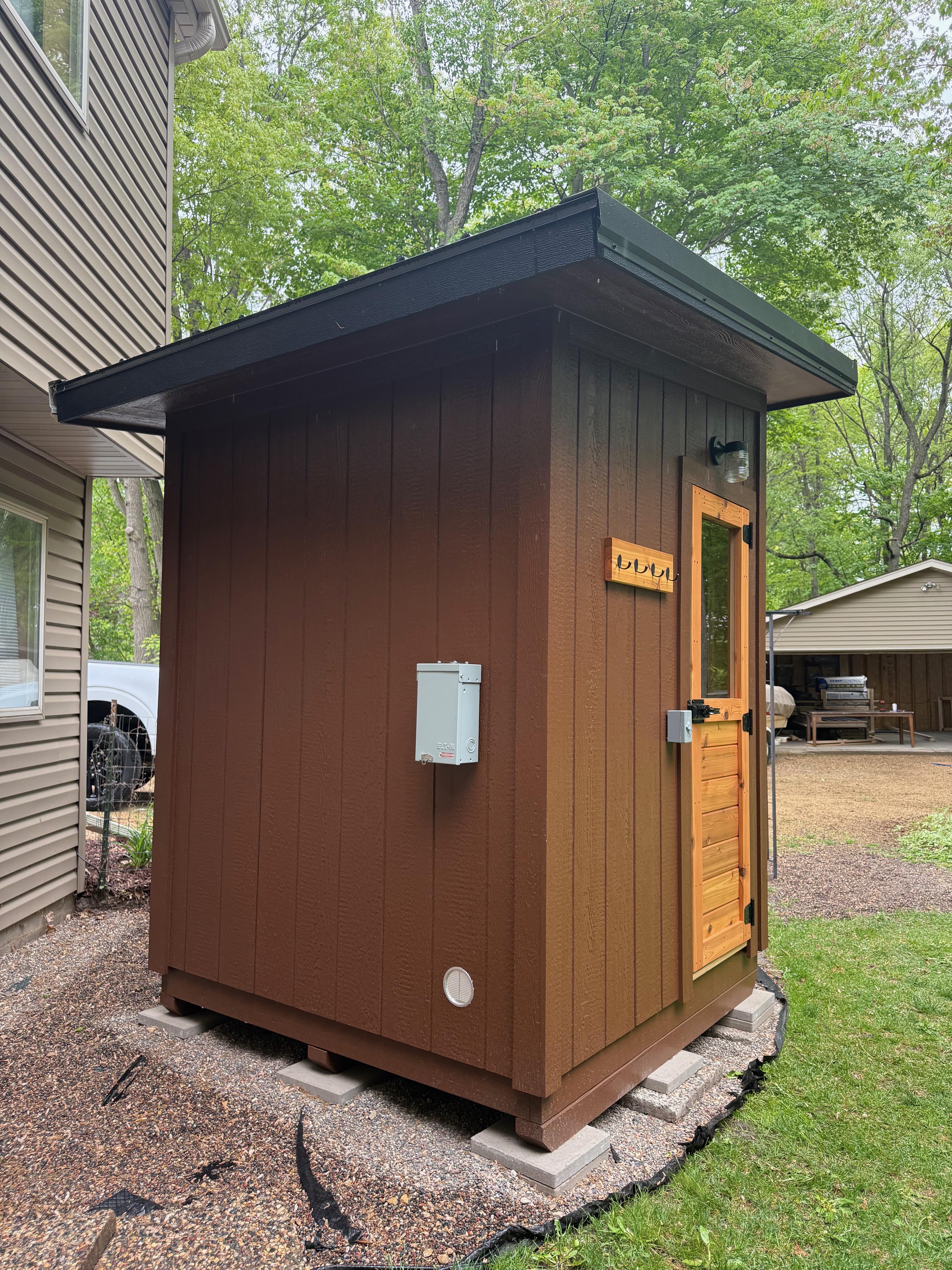 Tundra Saunas front exterior