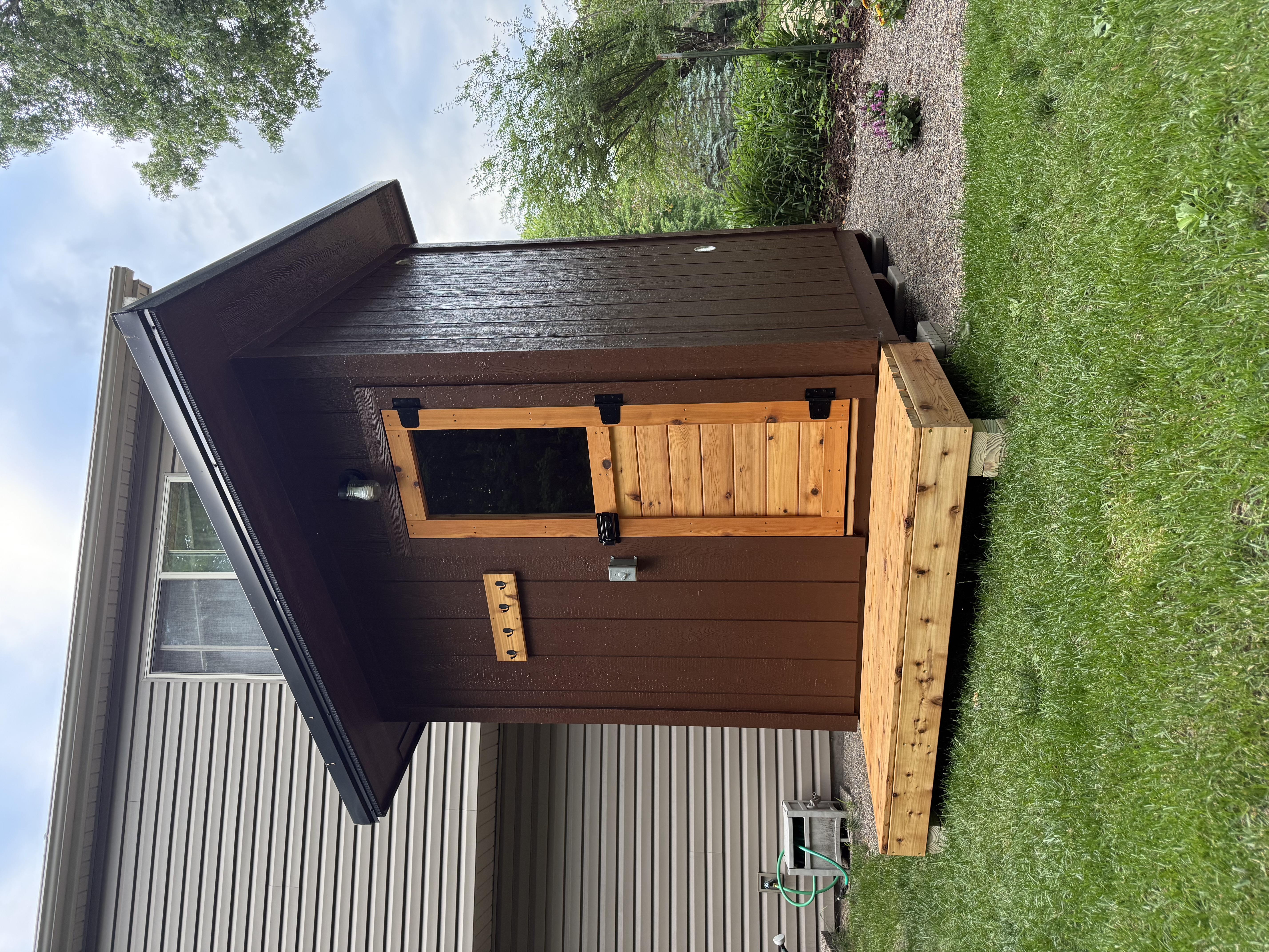 Tundra Saunas exterior